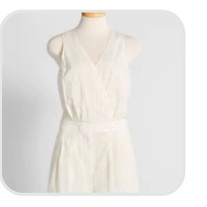 ModCloth white romper size Large